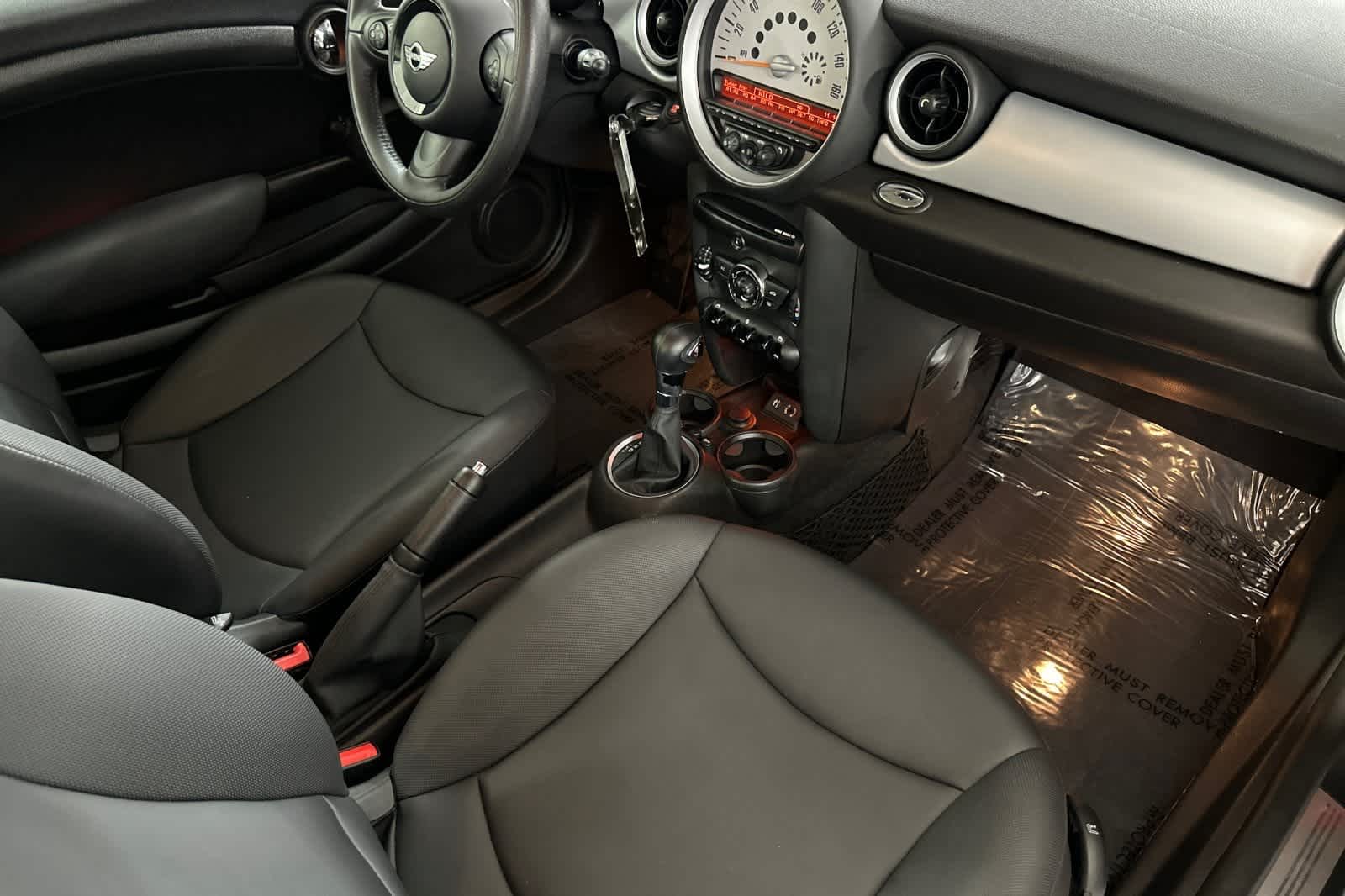 Thumbnail: 2013 MINI Cooper Hardtop - 16