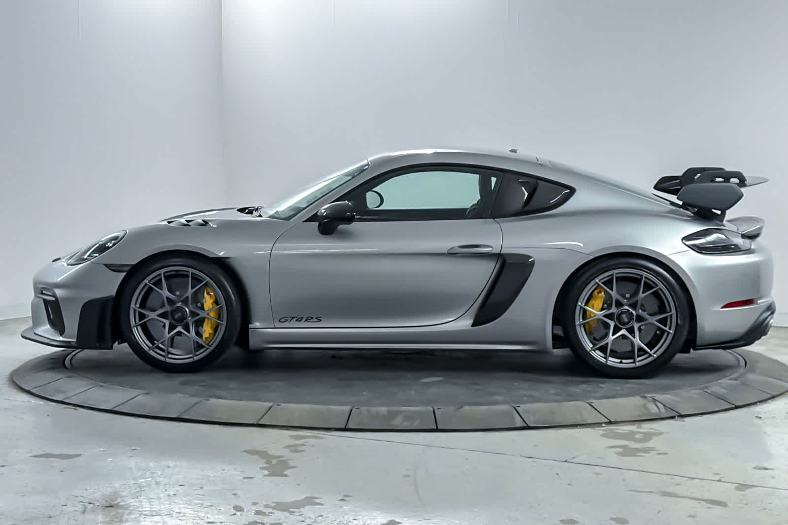 Thumbnail: 2023 Porsche 718 Cayman - 4