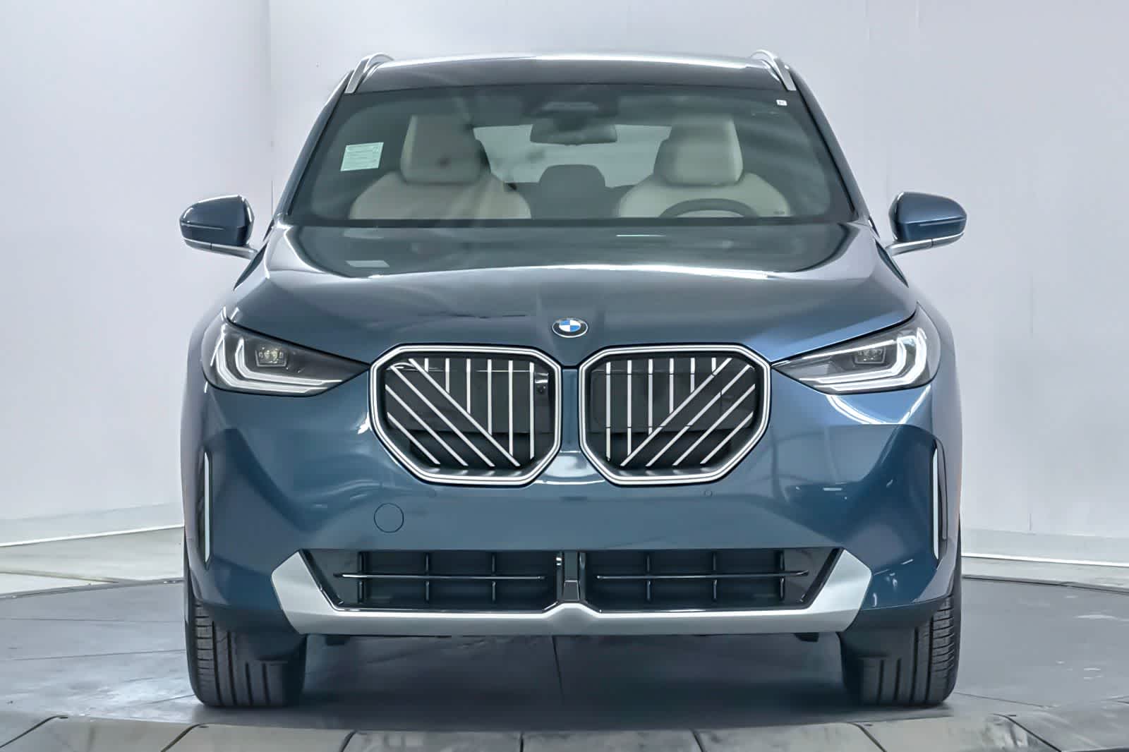 Thumbnail: 2026 BMW X3 - 10