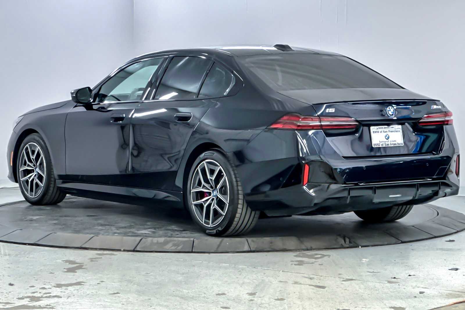 Thumbnail: 2024 BMW i5 - 6
