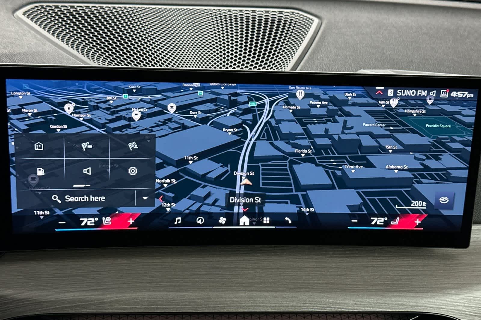 Thumbnail: 2025 BMW 4 Series - 18