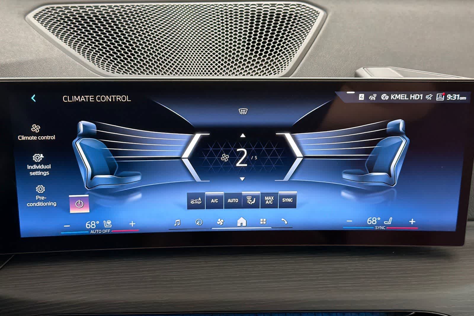 Thumbnail: 2026 BMW i4 - 21