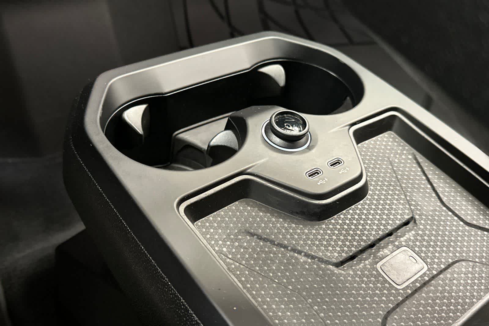 Thumbnail: 2023 BMW iX - 29