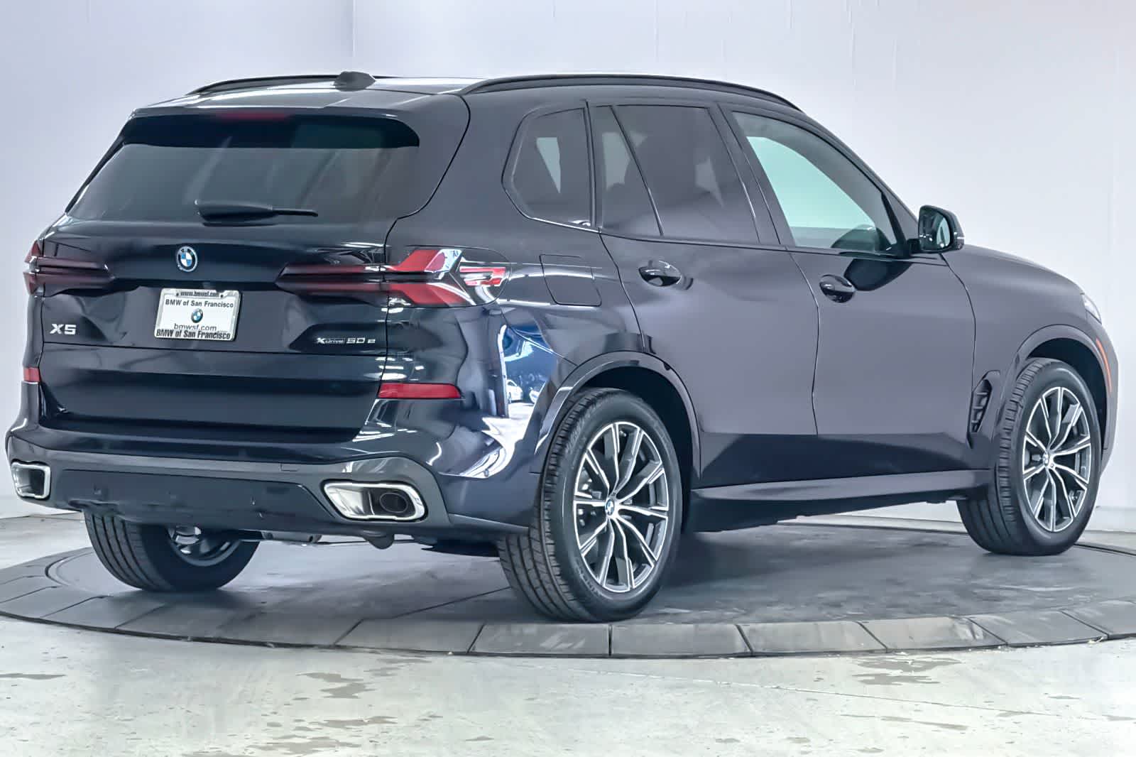 Thumbnail: 2026 BMW X5 - 2