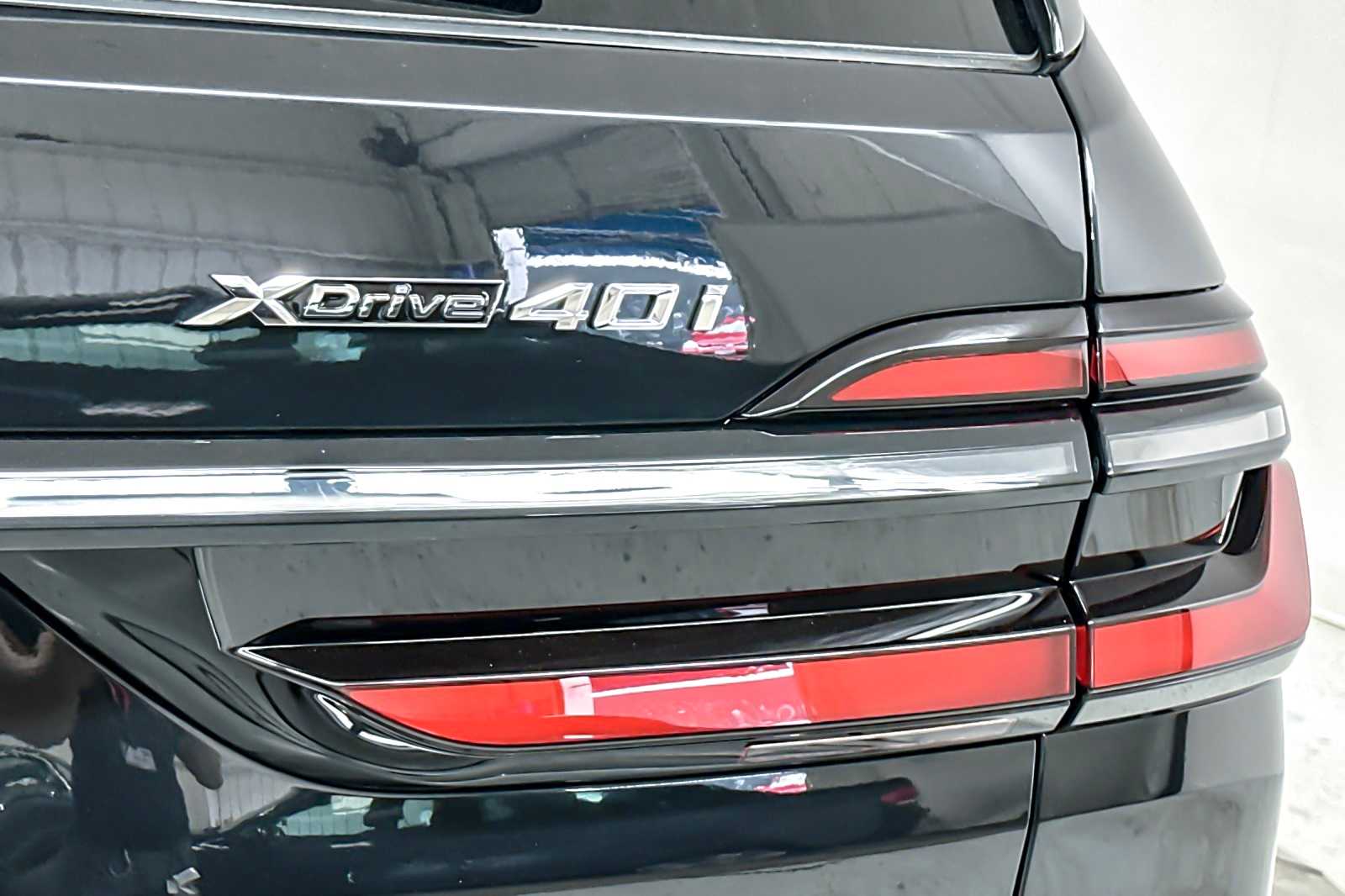 Thumbnail: 2026 BMW X7 - 26