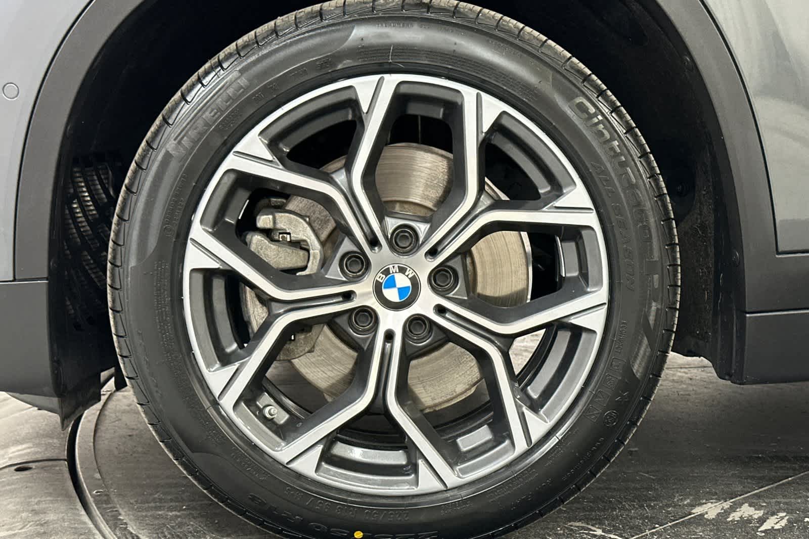 Thumbnail: 2021 BMW X1 - 27