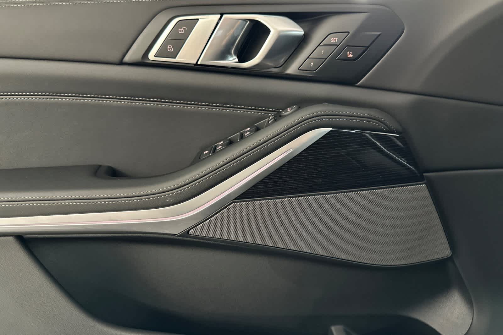 Thumbnail: 2026 BMW X5 - 12