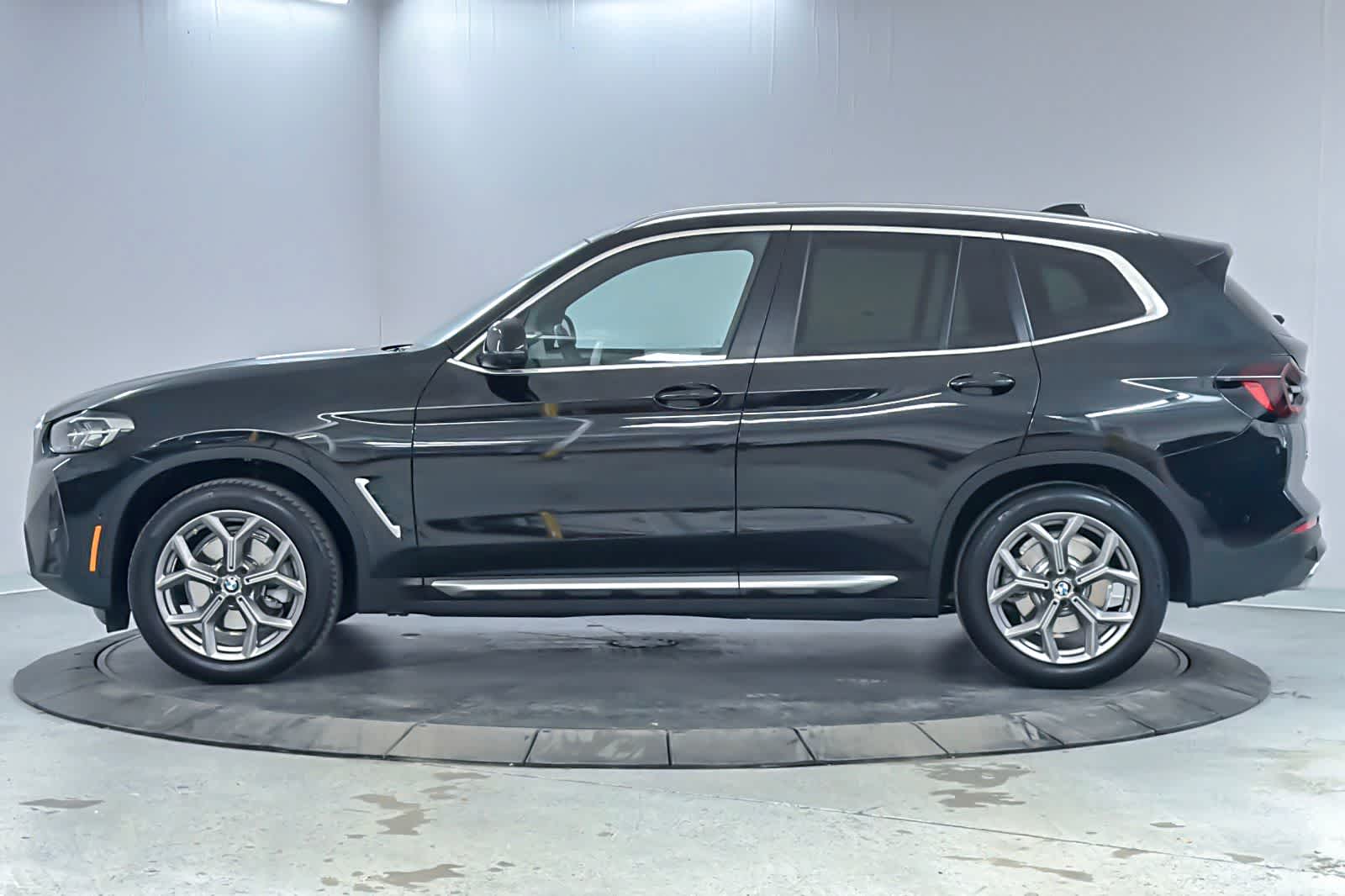 Thumbnail: 2023 BMW X3 - 5