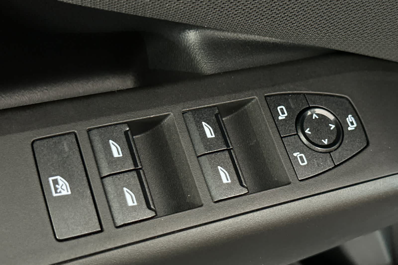 Thumbnail: 2025 BMW X3 - 13