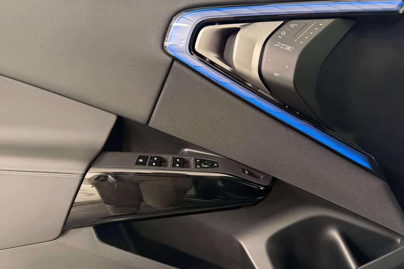 Thumbnail: 2026 BMW X3 - 12