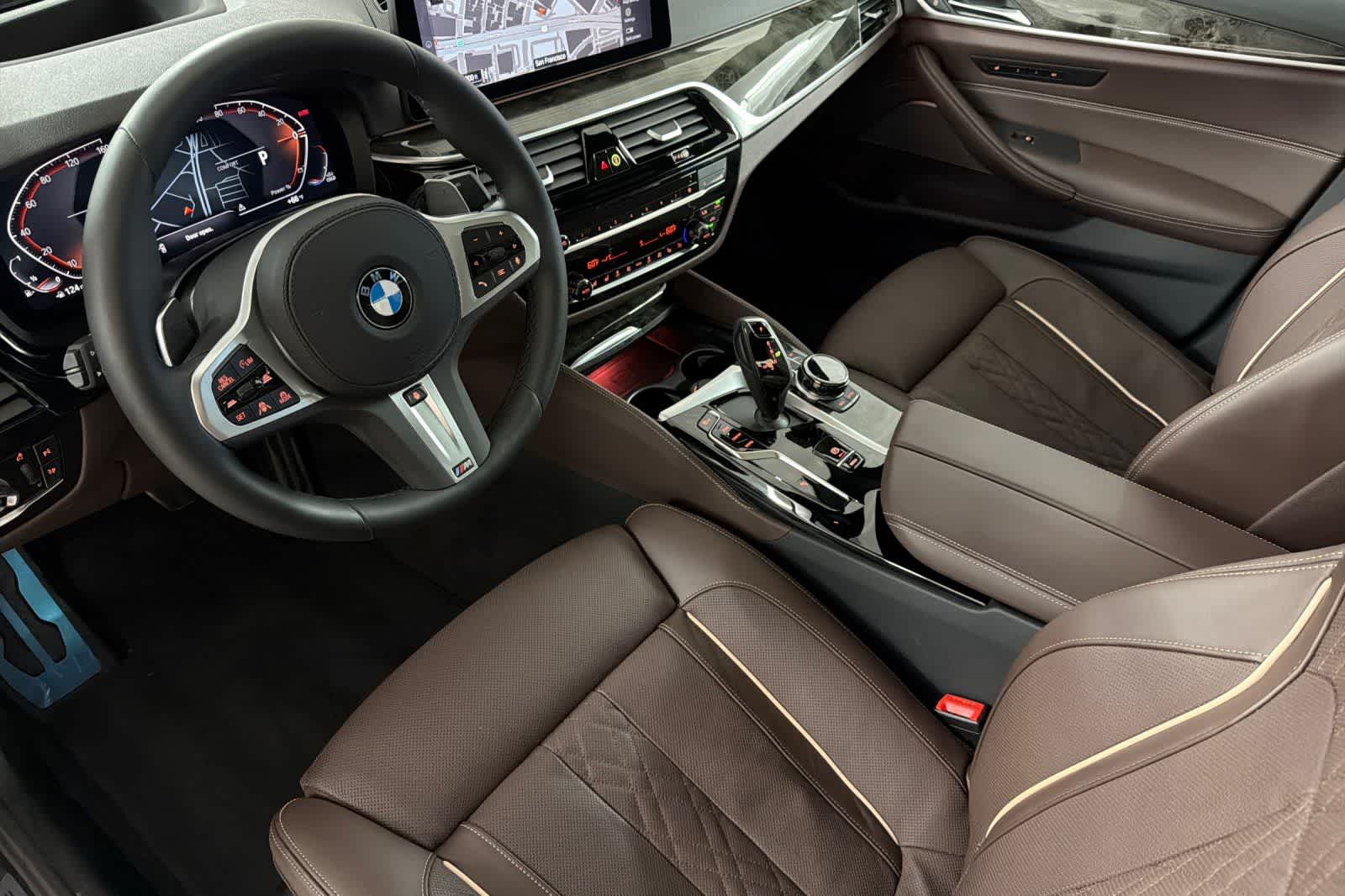 Thumbnail: 2023 BMW 5 Series - 11