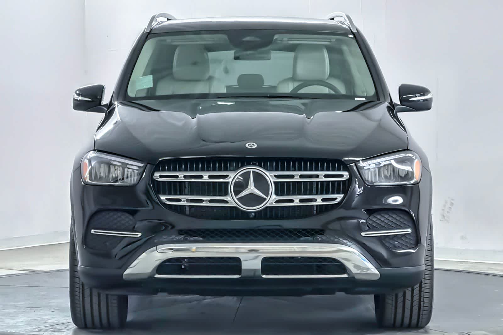Thumbnail: 2026 Mercedes-Benz GLE - 10