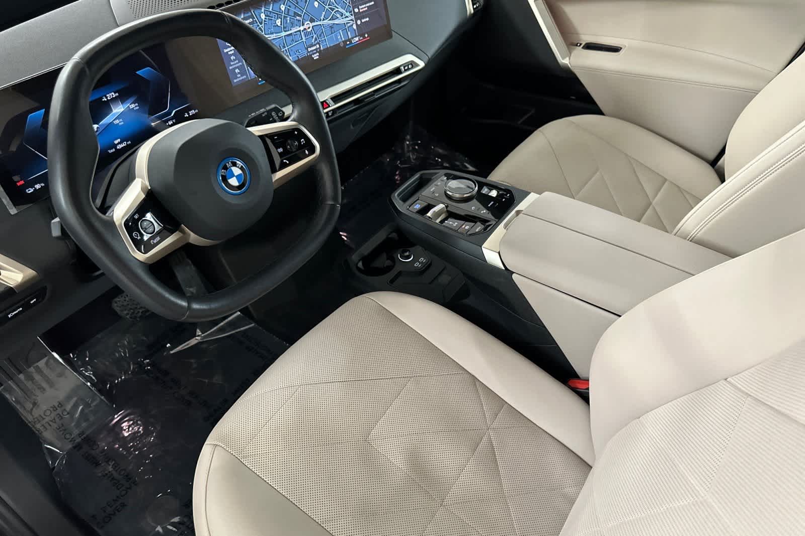 Thumbnail: 2023 BMW iX - 11