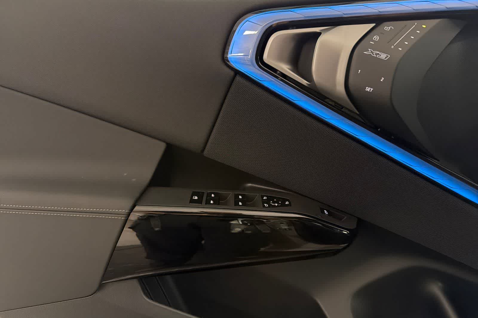 Thumbnail: 2026 BMW X3 - 12