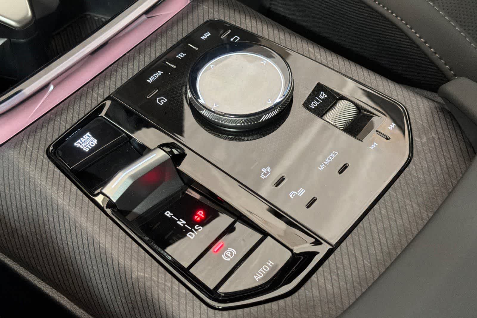 Thumbnail: 2026 BMW X3 - 21