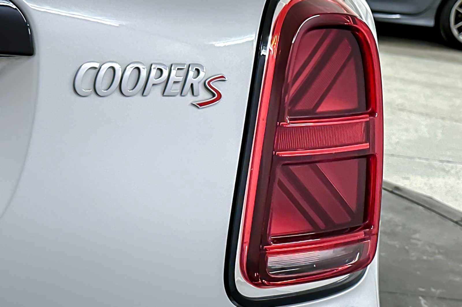 2021 MINI Cooper Countryman S 28