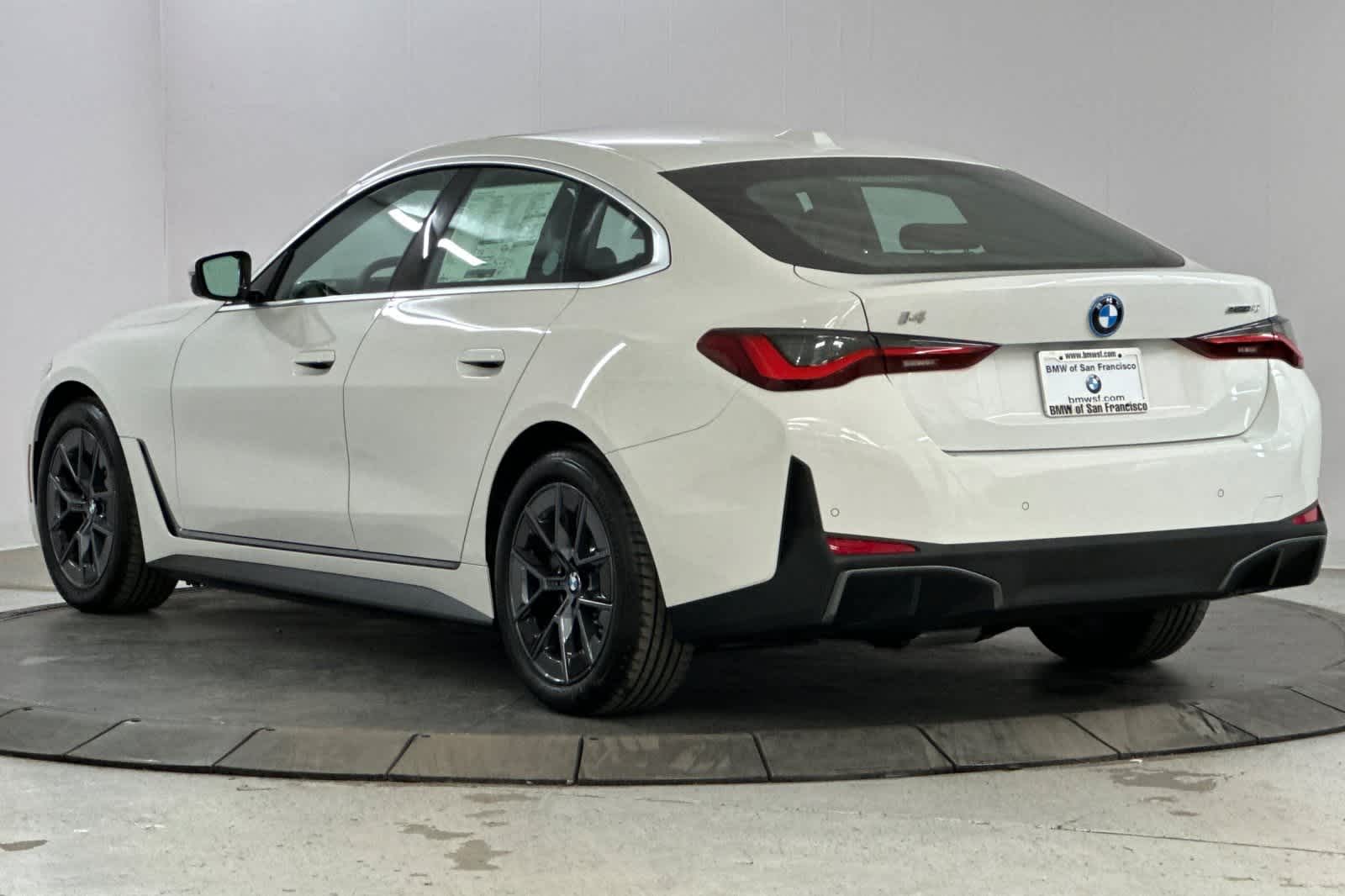 Thumbnail: 2025 BMW i4 - 6