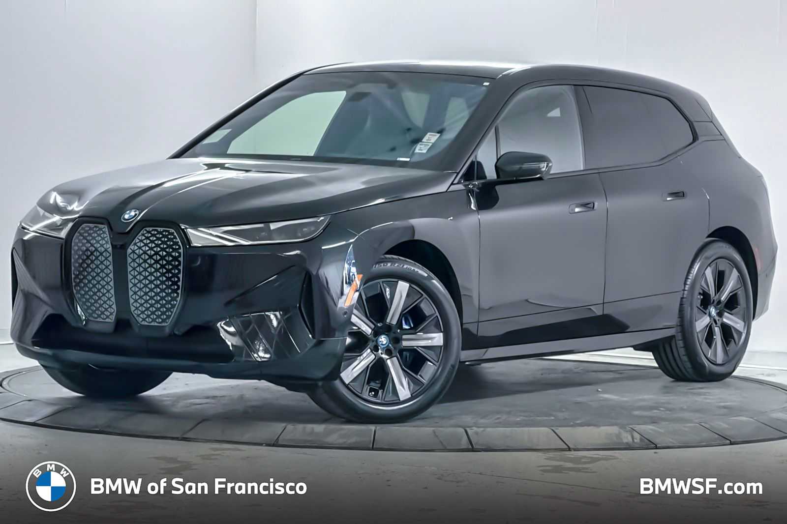 Thumbnail: 2024 BMW iX - 1