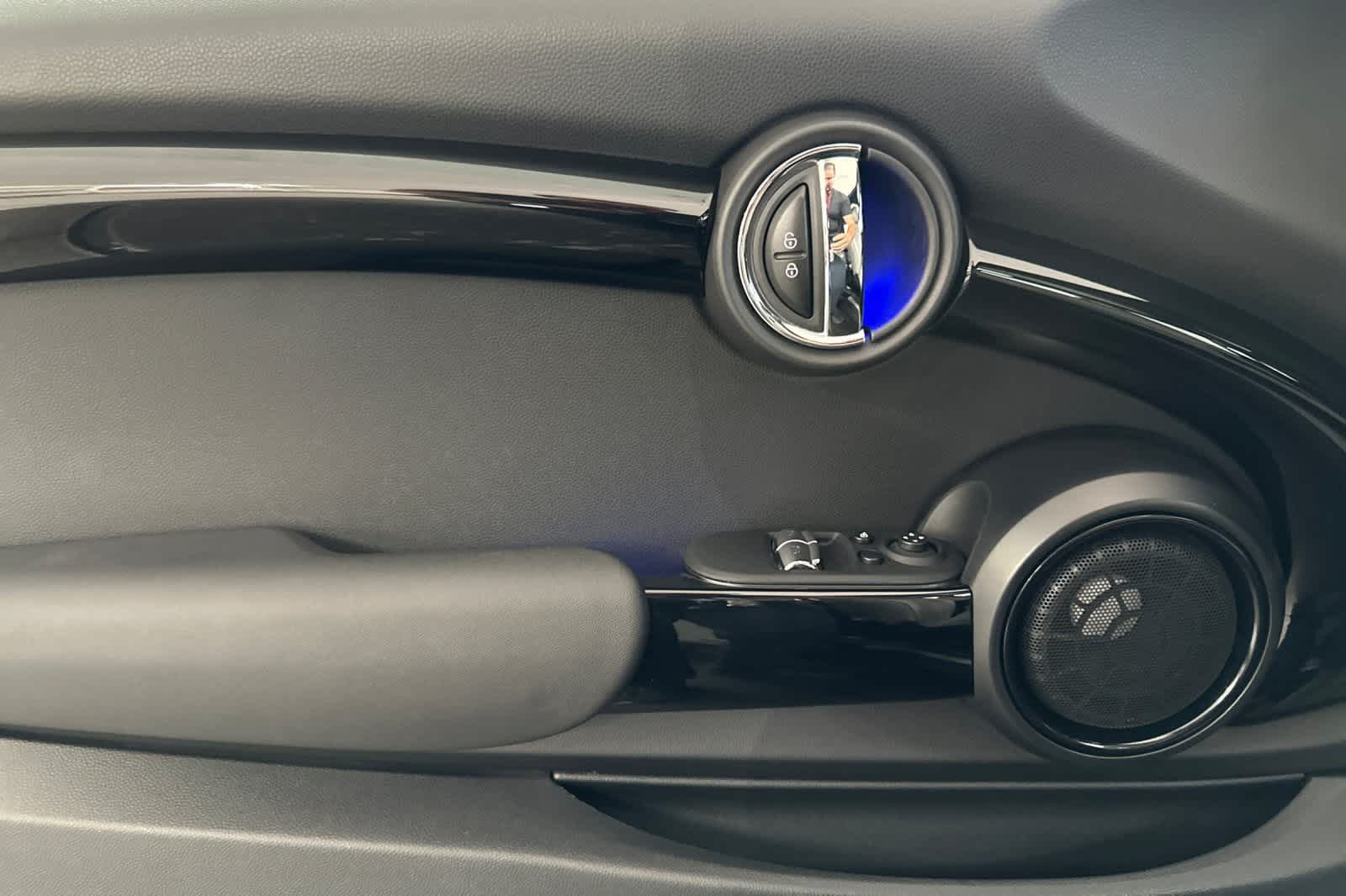 Thumbnail: 2021 MINI Cooper Hardtop - 12