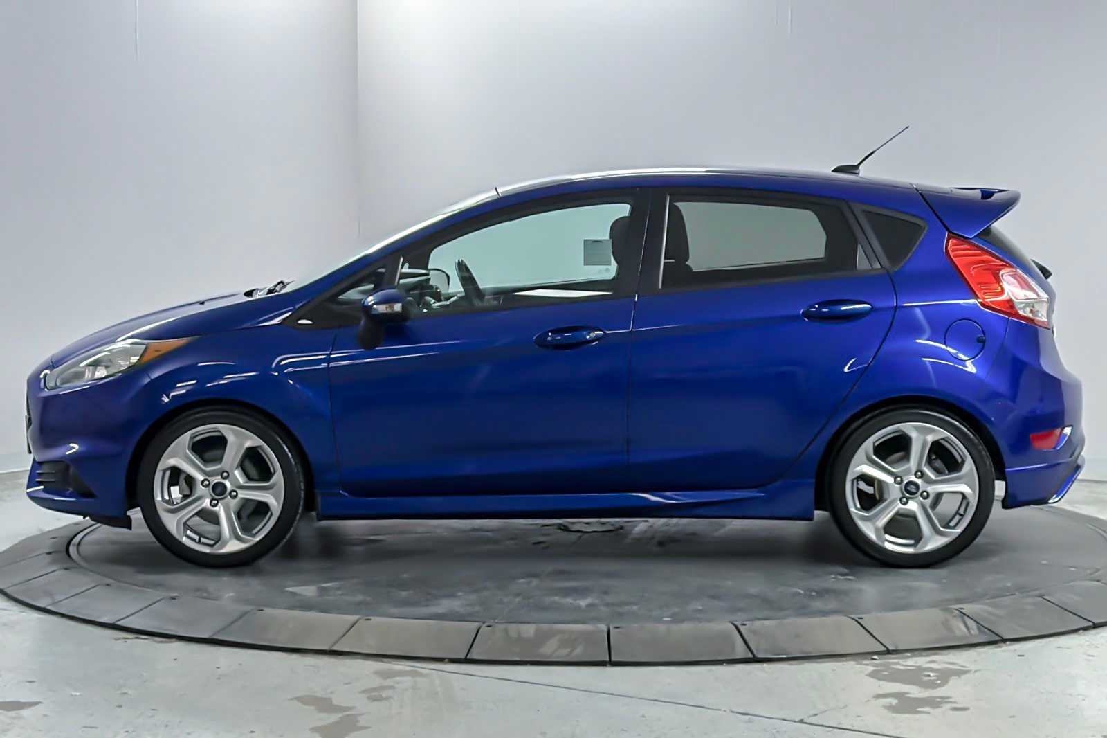 Thumbnail: 2014 Ford Fiesta - 5