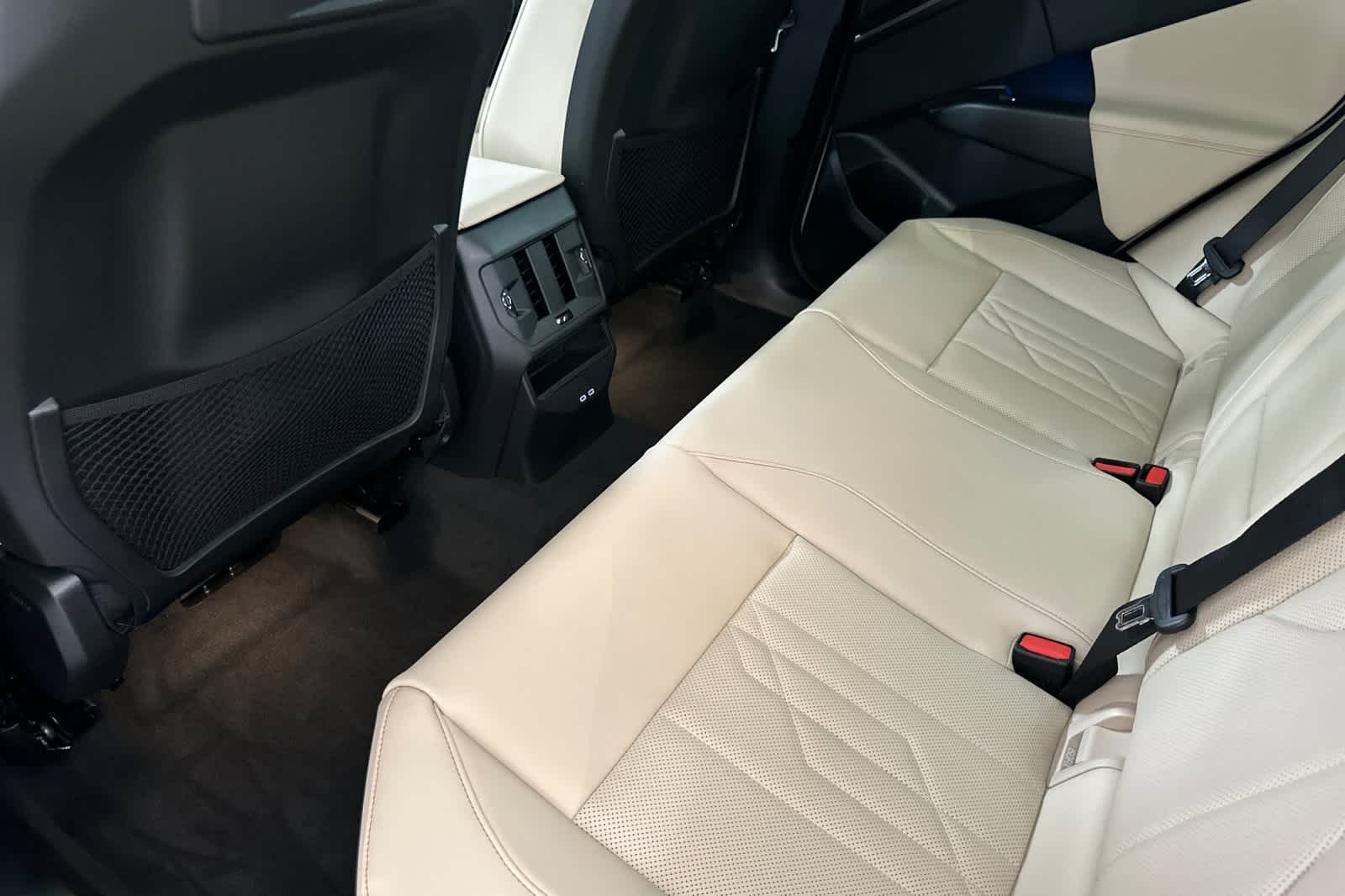 Thumbnail: 2026 BMW X3 - 4