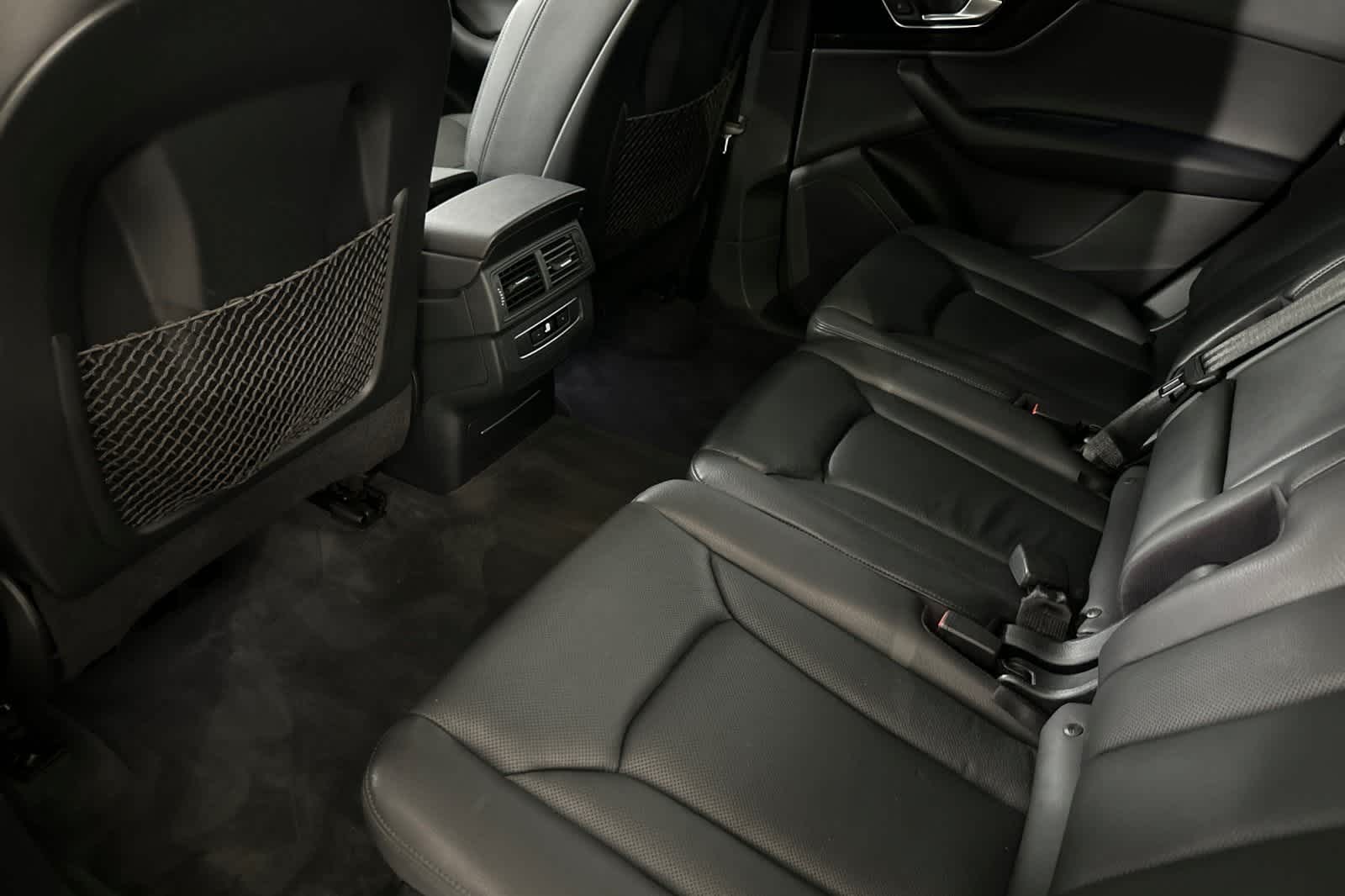 Thumbnail: 2017 Audi Q7 - 4