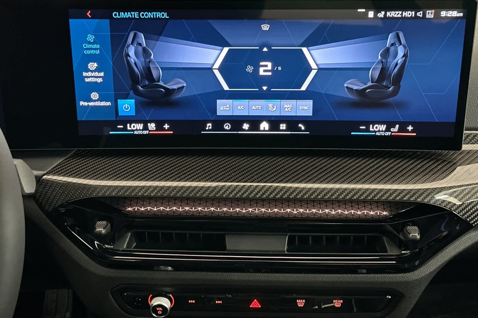 Thumbnail: 2025 BMW M2 - 20