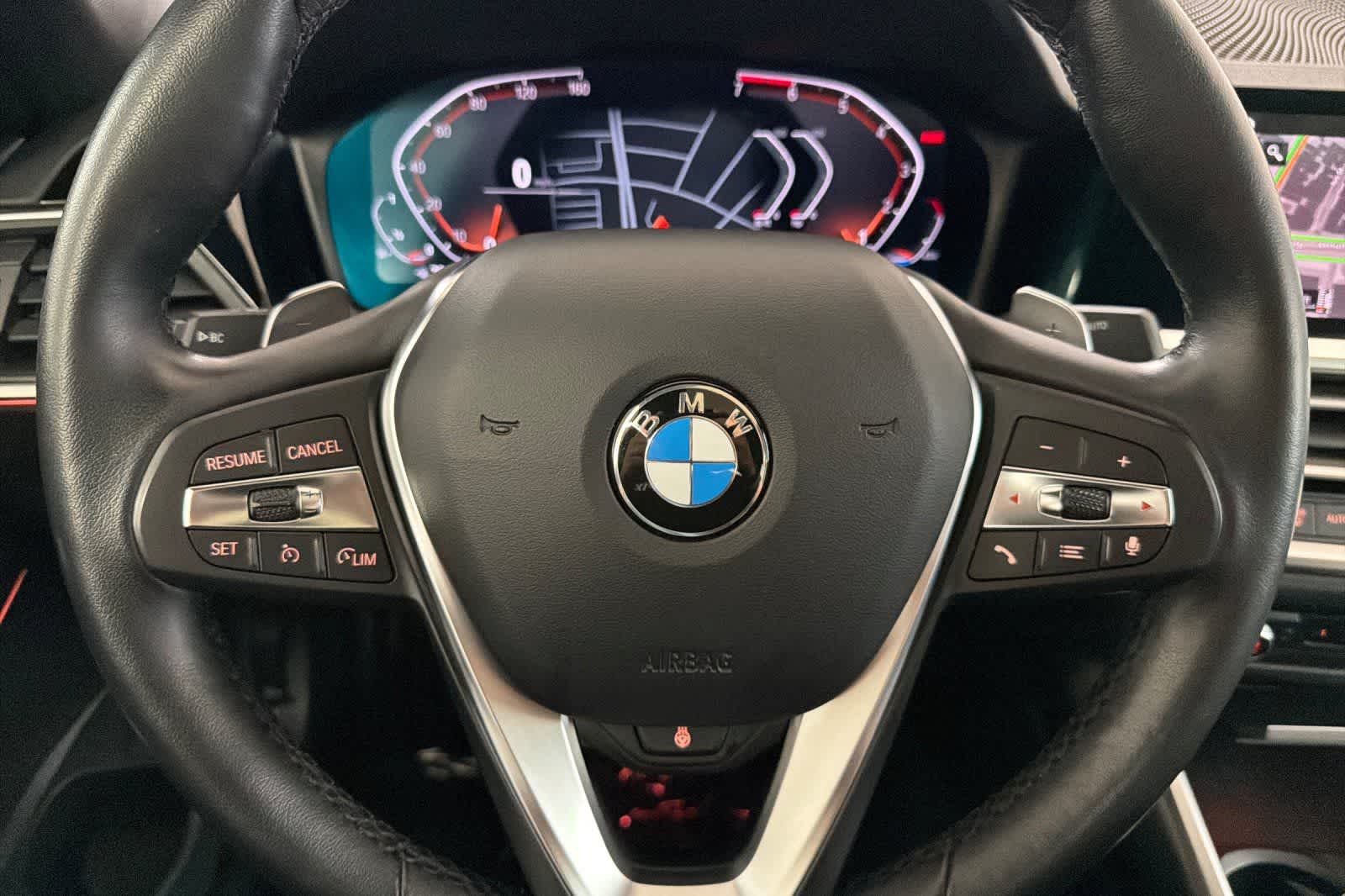 Thumbnail: 2022 BMW 3 Series - 23