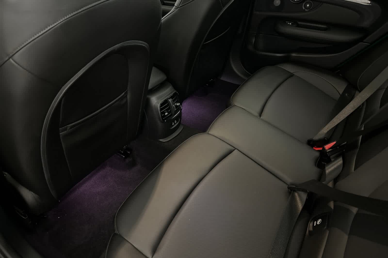 Thumbnail: 2020 MINI Cooper Clubman - 4