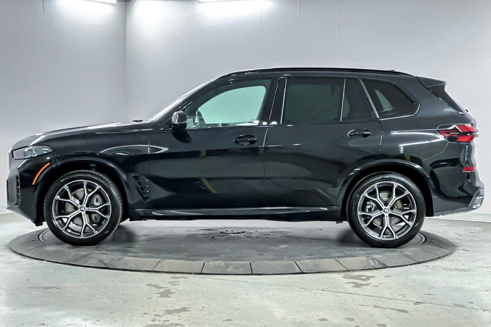 Thumbnail: 2026 BMW X5 - 5
