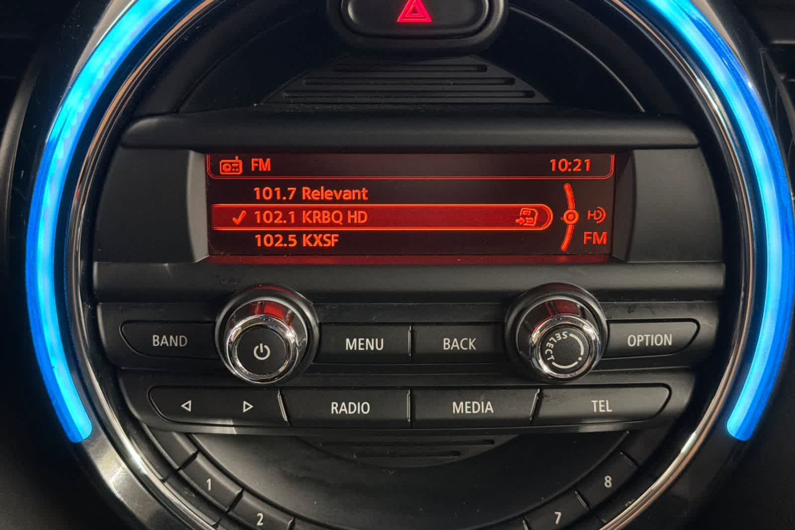 Thumbnail: 2016 MINI Cooper Hardtop - 18