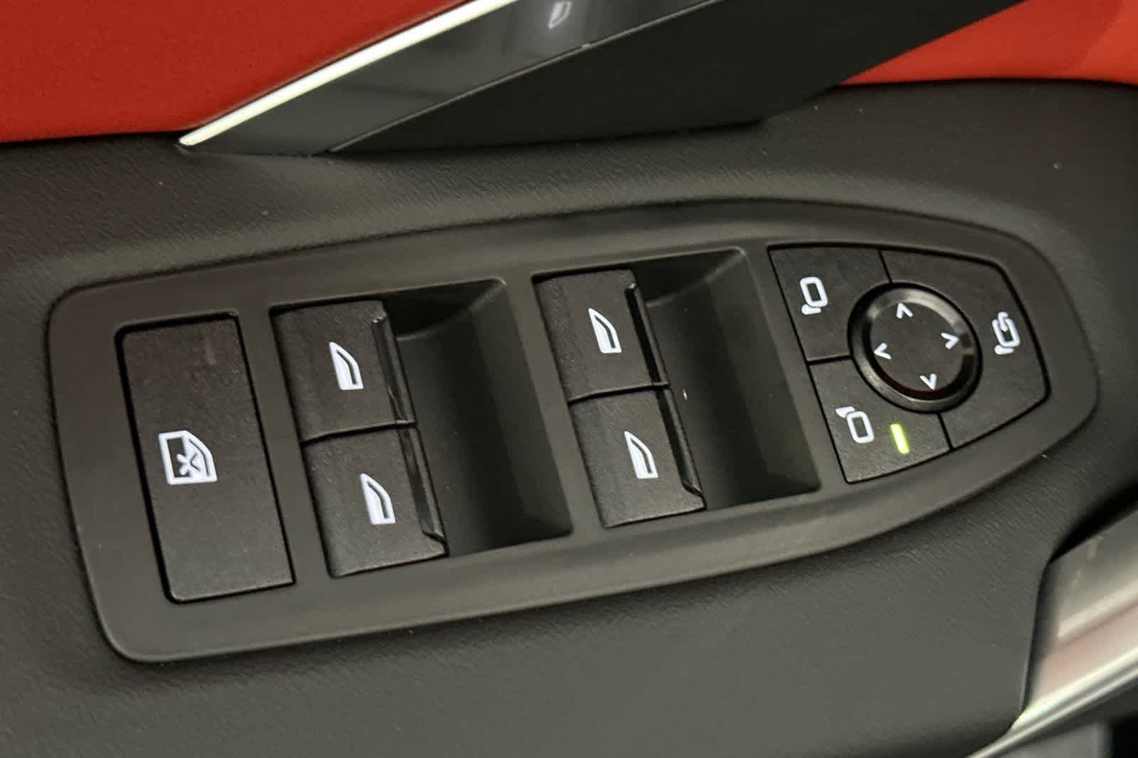 Thumbnail: 2025 BMW X2 - 13