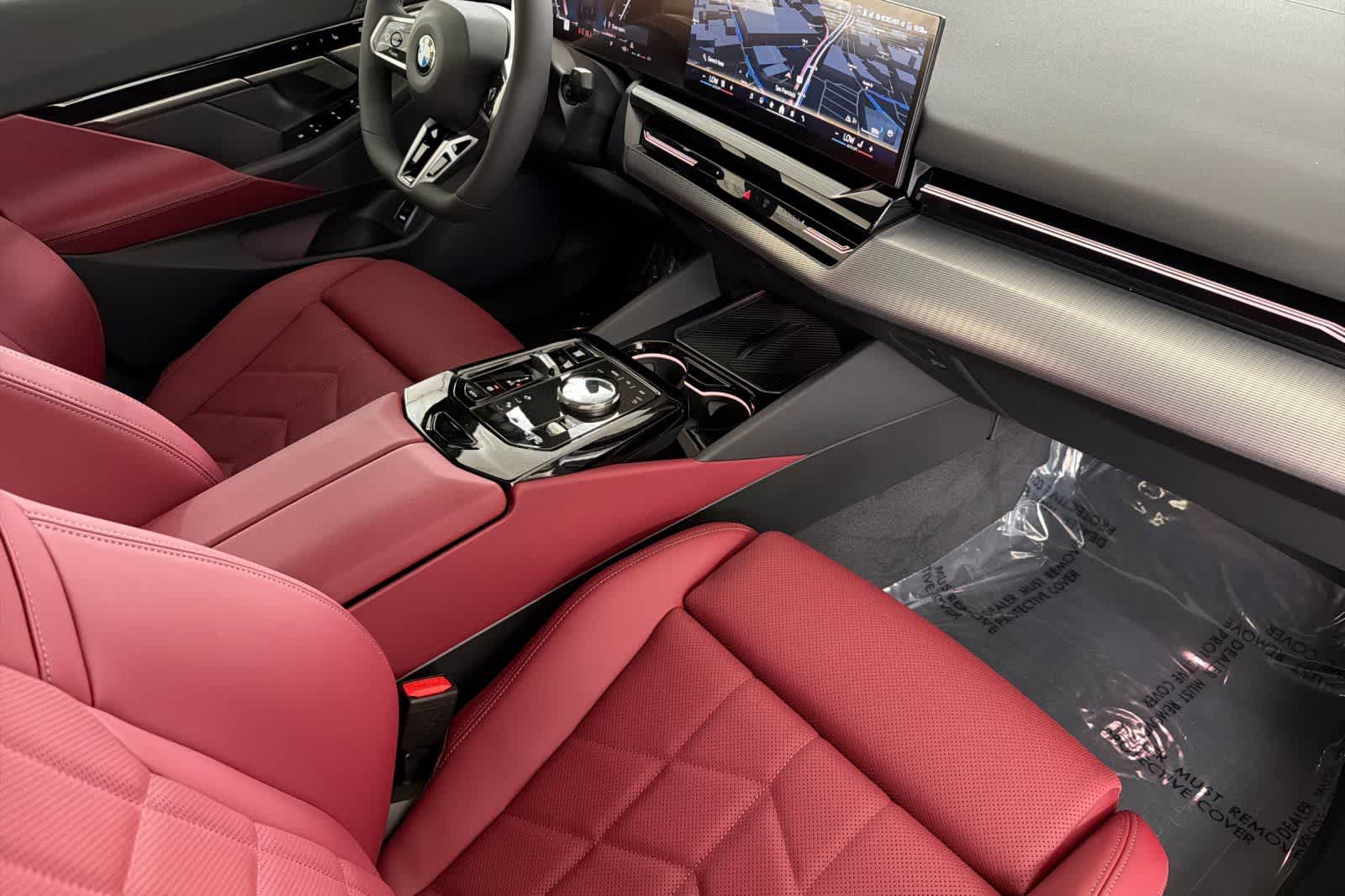 Thumbnail: 2026 BMW 5 Series - 15