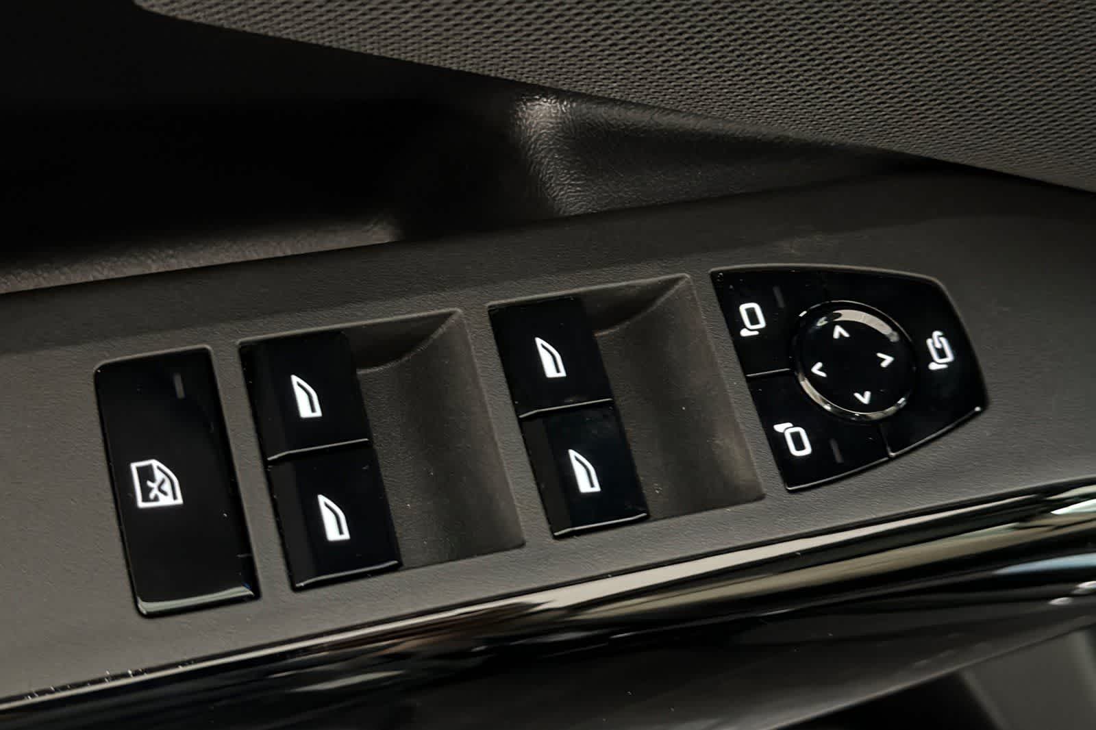 Thumbnail: 2026 BMW X3 - 13