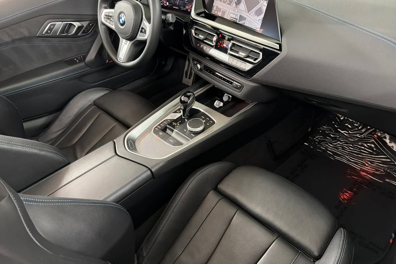 Thumbnail: 2022 BMW Z4 - 17