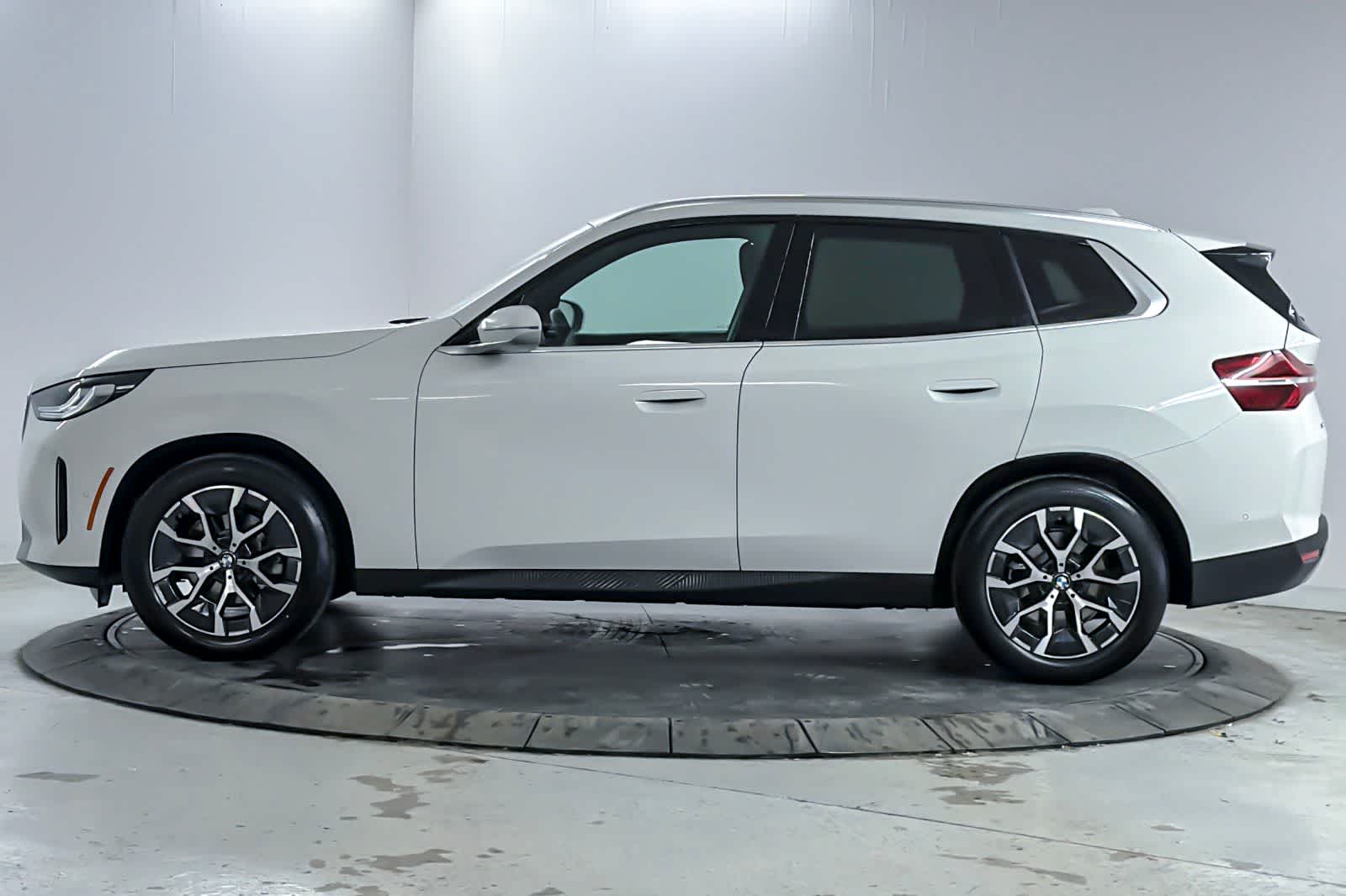 Thumbnail: 2026 BMW X3 - 5