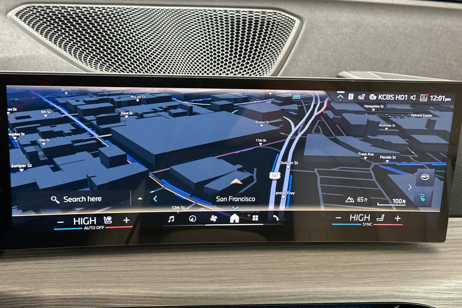 Thumbnail: 2025 BMW i4 - 18