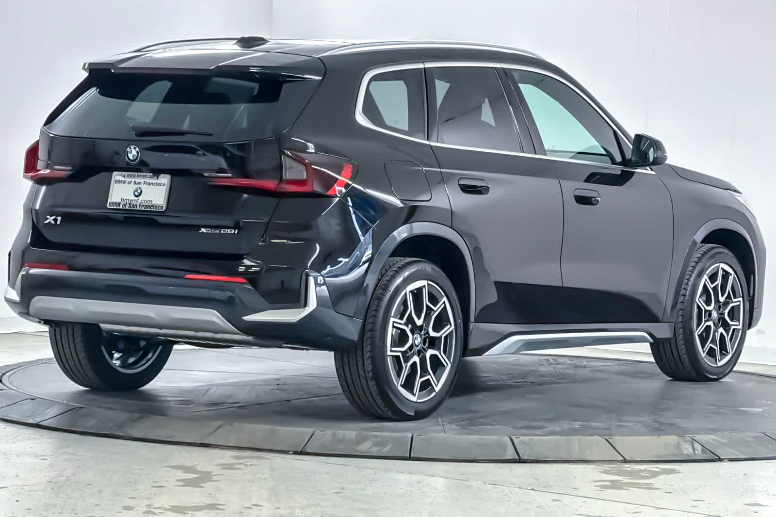 Thumbnail: 2026 BMW X1 - 2