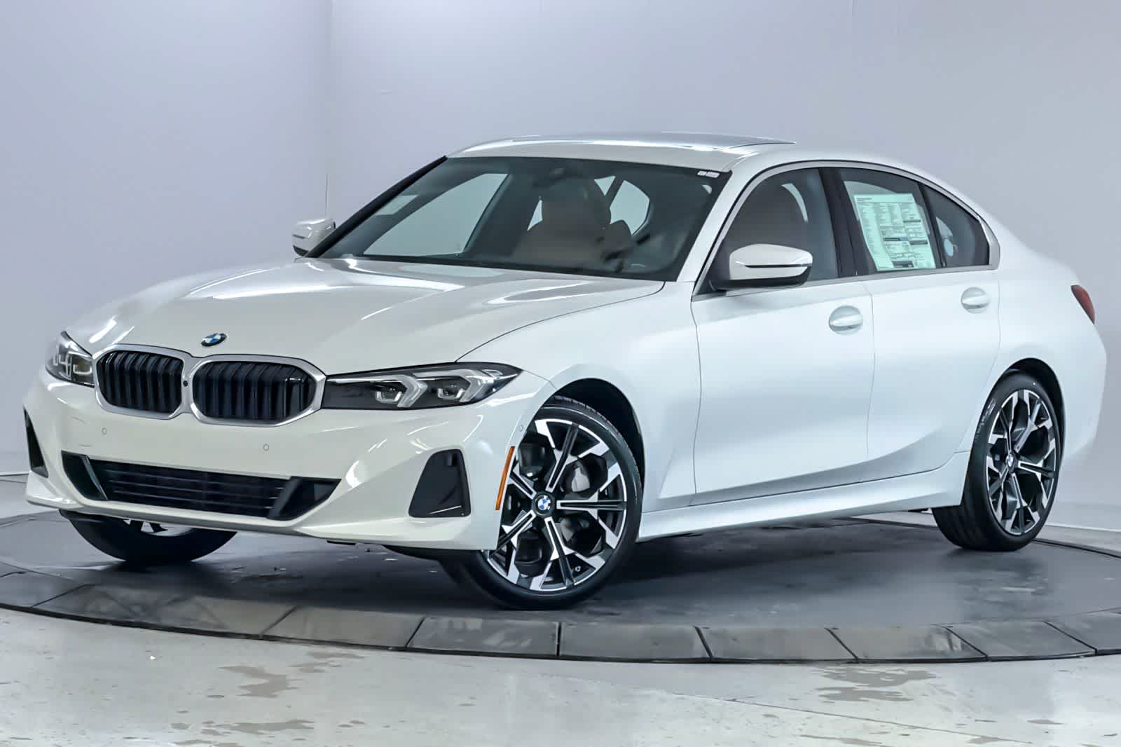 Thumbnail: 2026 BMW 3 Series - 1