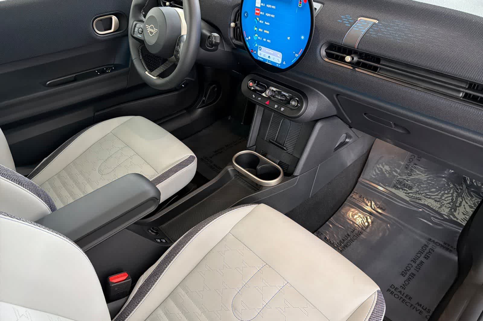 Thumbnail: 2025 MINI Cooper Hardtop - 16