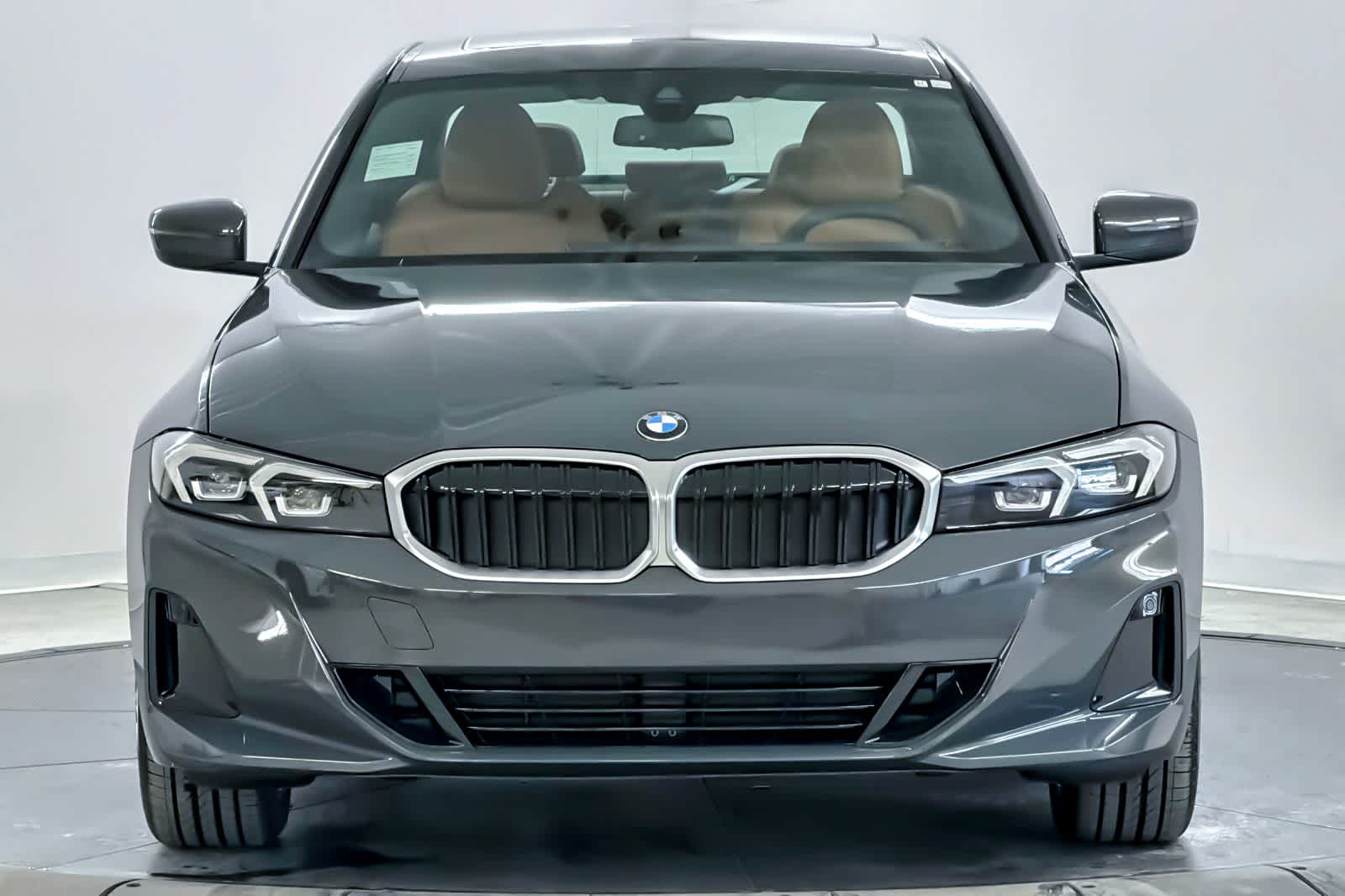 Thumbnail: 2026 BMW 3 Series - 10