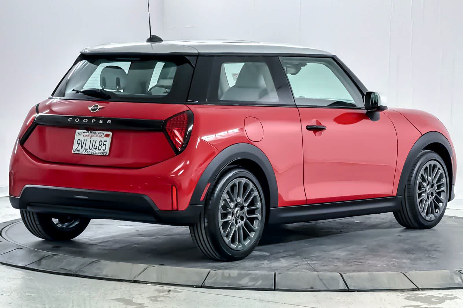 Thumbnail: 2025 MINI Cooper Hardtop - 2