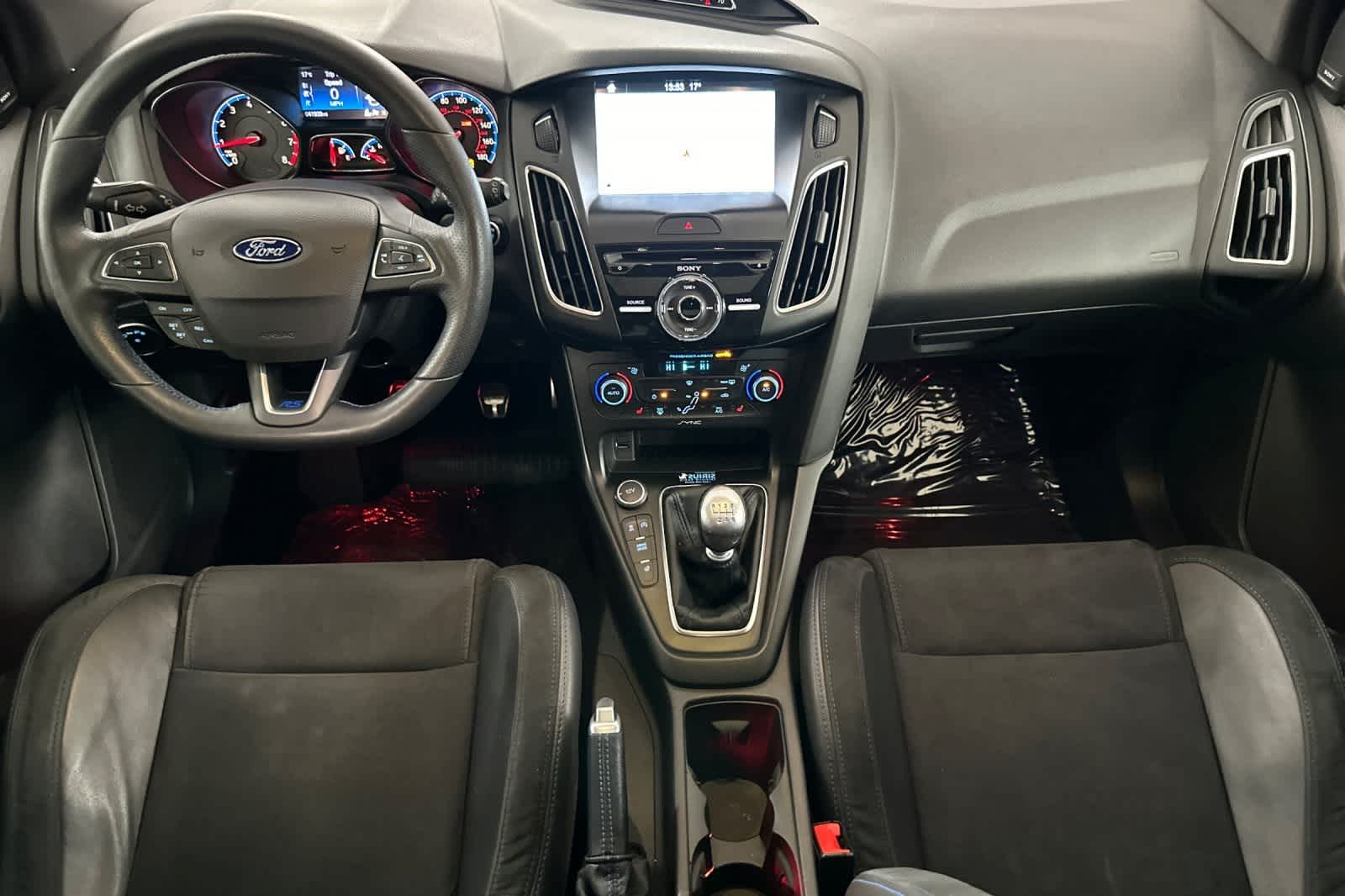 Thumbnail: 2017 Ford Focus - 3