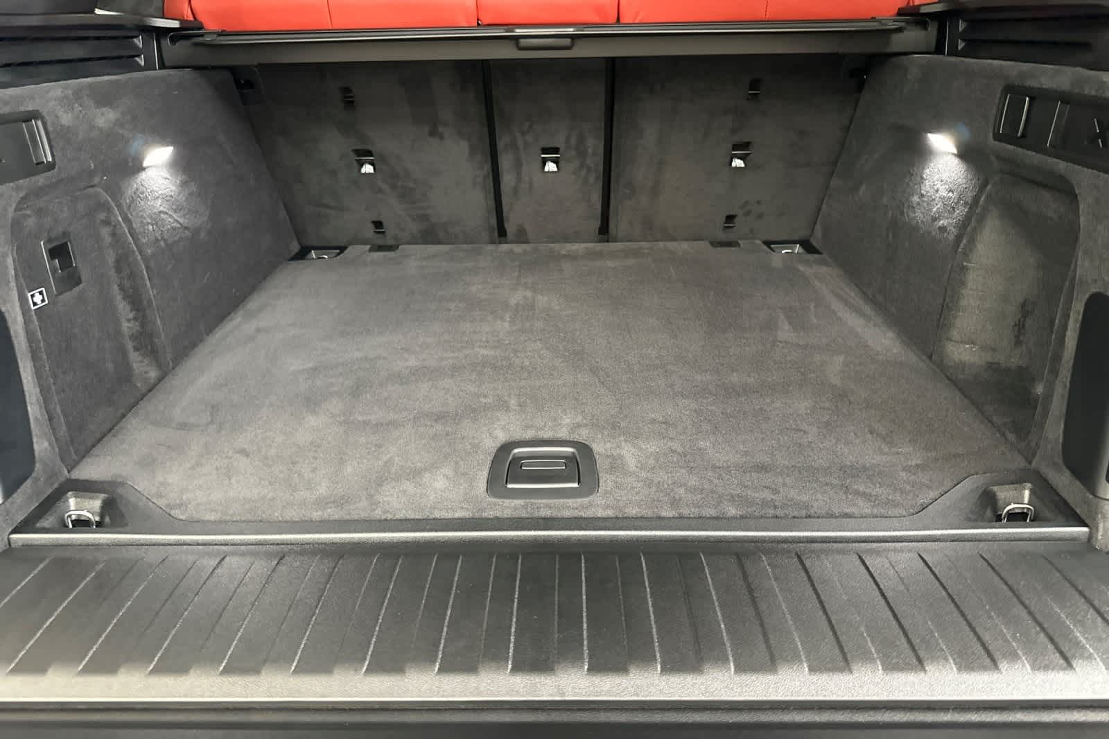 Thumbnail: 2026 BMW X5 - 15