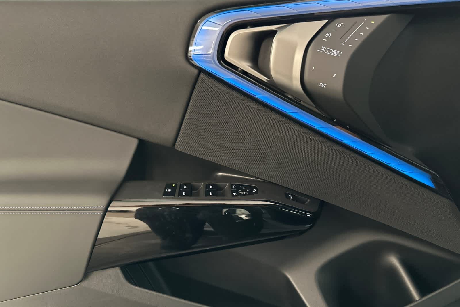 Thumbnail: 2026 BMW X3 - 12