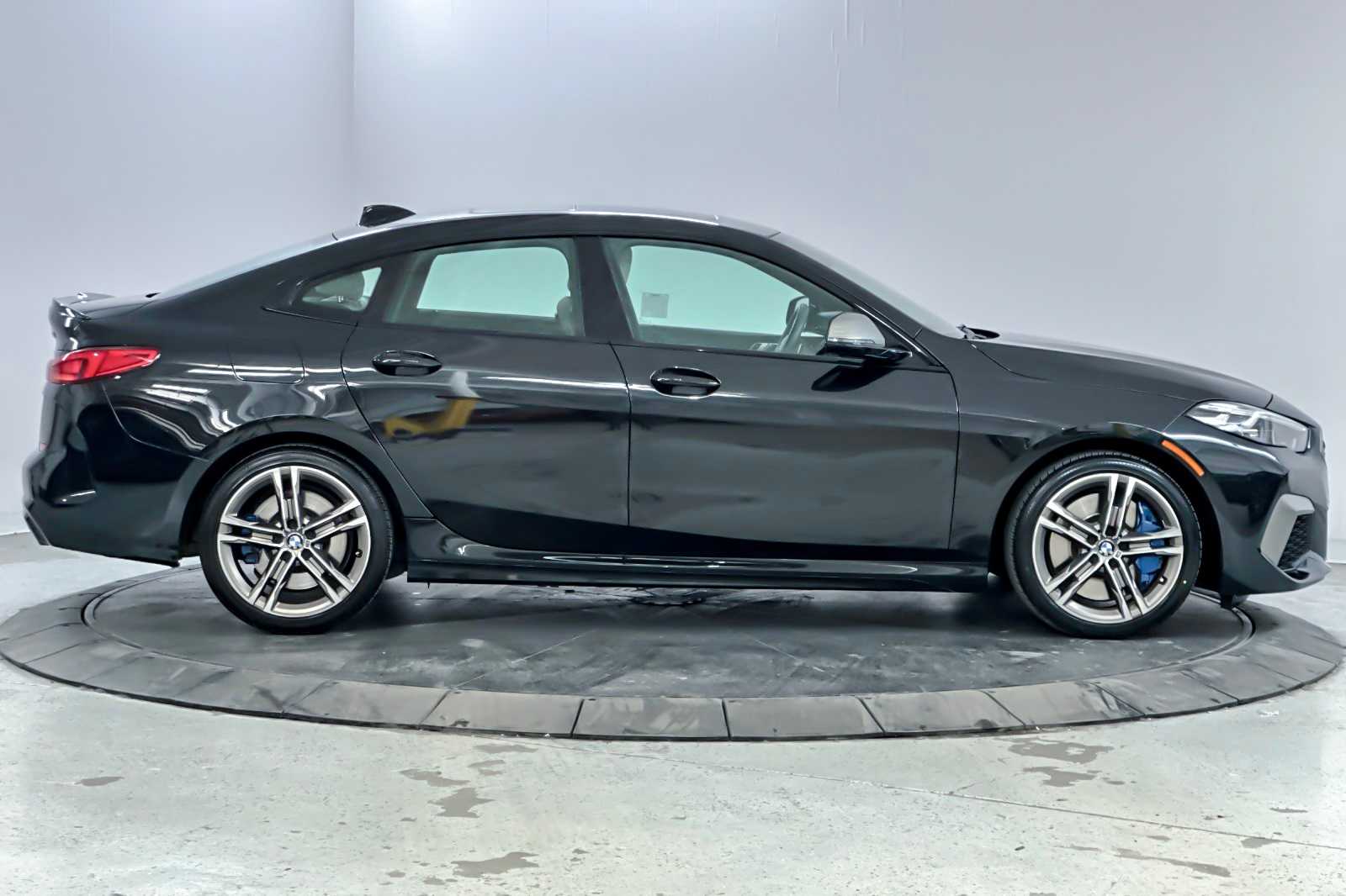 Thumbnail: 2021 BMW 2 Series - 8