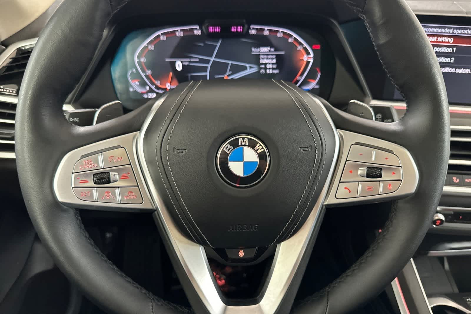 Thumbnail: 2022 BMW X7 - 24