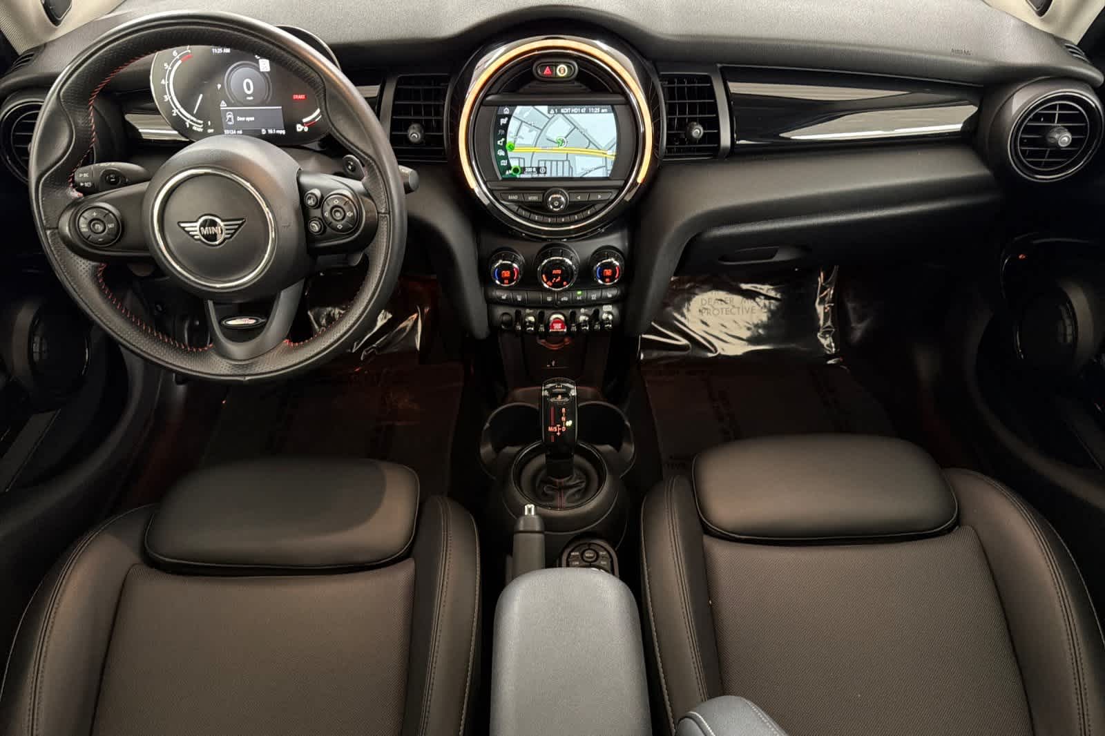 Thumbnail: 2021 MINI Cooper Hardtop - 3