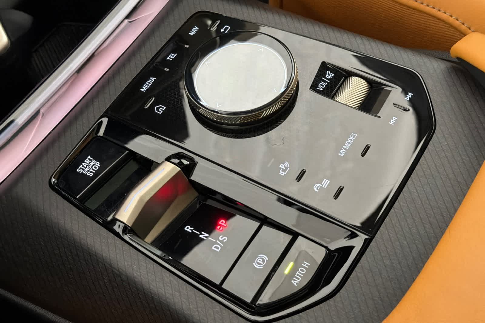 Thumbnail: 2025 BMW X3 - 21