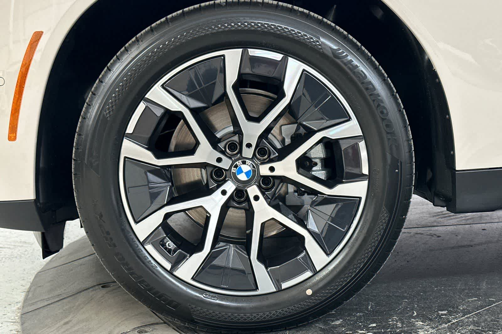 Thumbnail: 2025 BMW X3 - 25